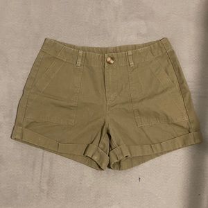 Army green dip shorts size 4